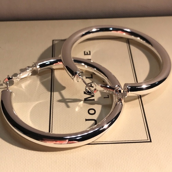 🌟 Sterling Silver Hoop Earrings - Picture 2 of 4